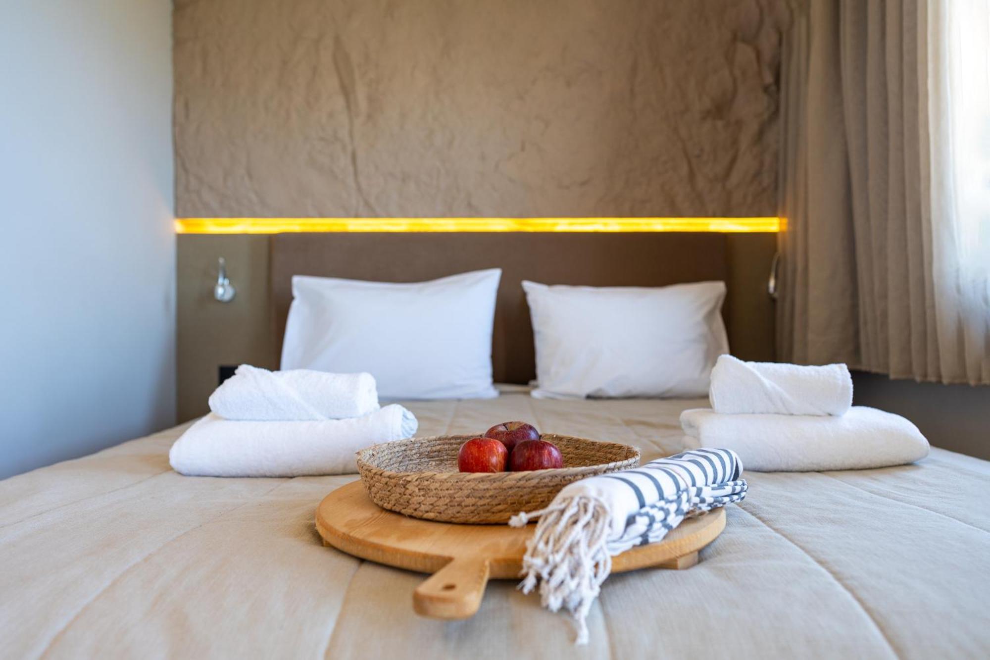 Al Mare Villas Kiotari Bagian luar foto